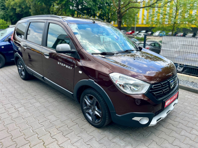 Dacia Lodgy Stepway Celebration Kamer PDC Klima Tüv+IN — photo 6