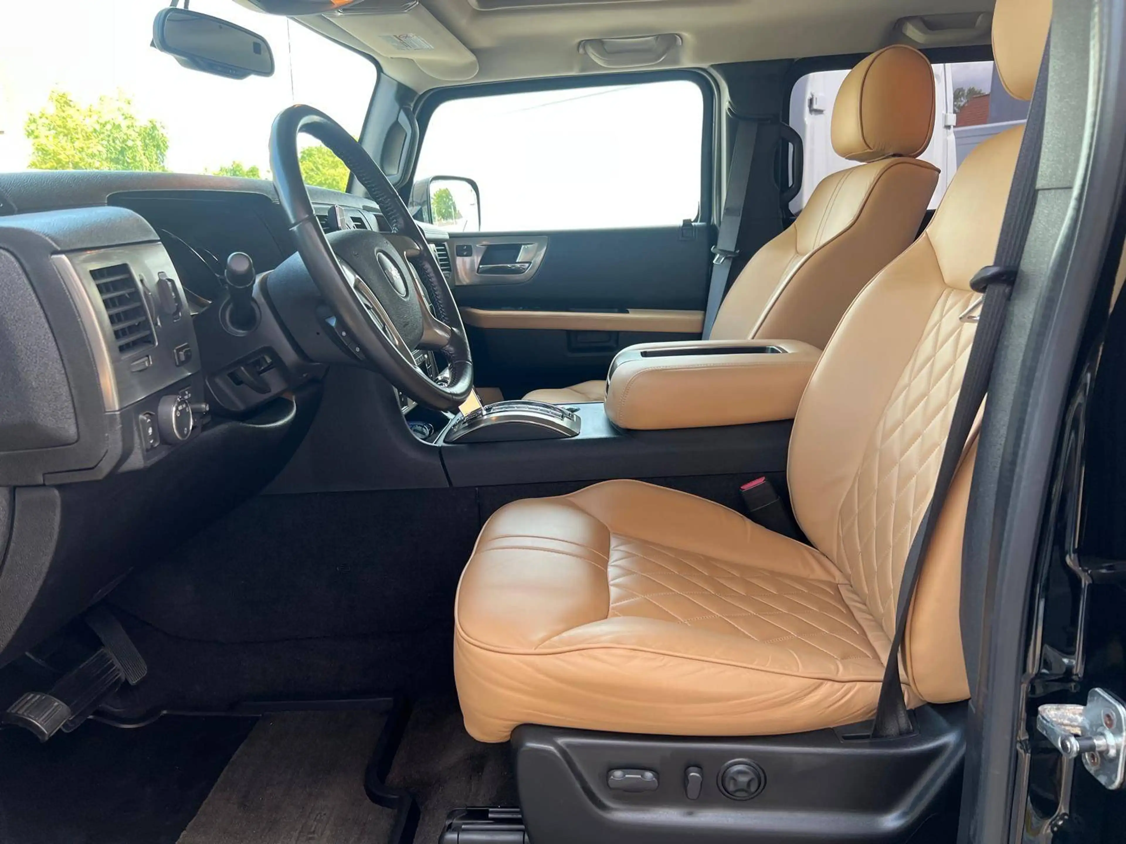 HUMMER H2 6.2  lichte vracht — photo 12