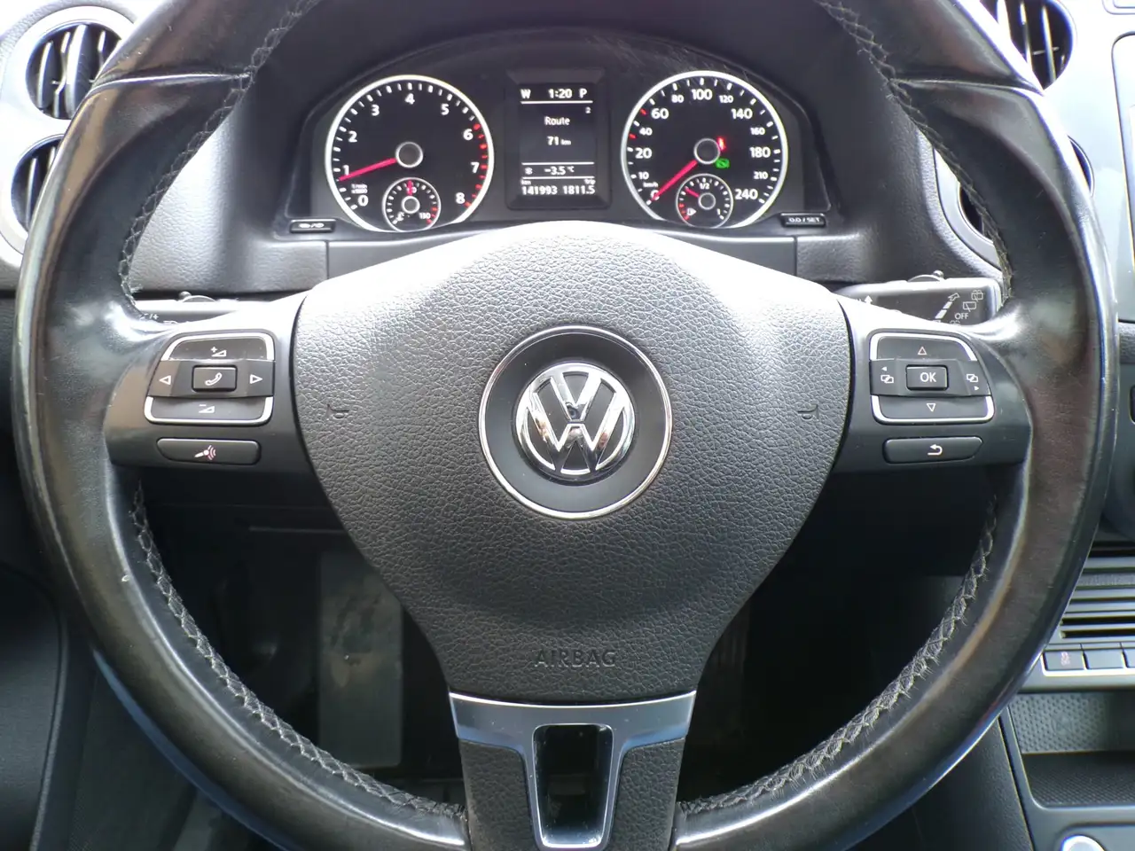 Volkswagen Tiguan снимка Volkswagen Tiguan