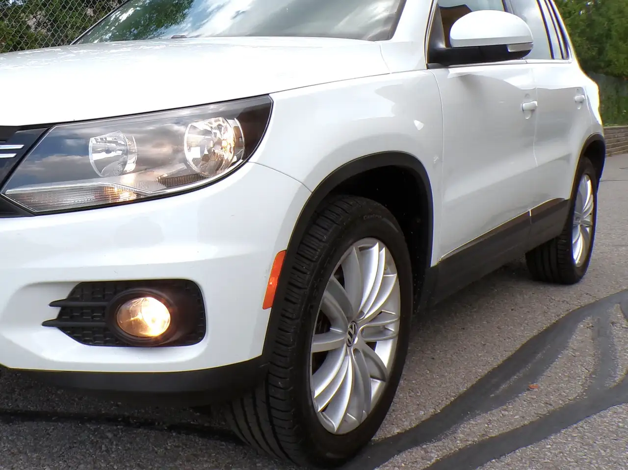 Volkswagen Tiguan снимка Volkswagen Tiguan