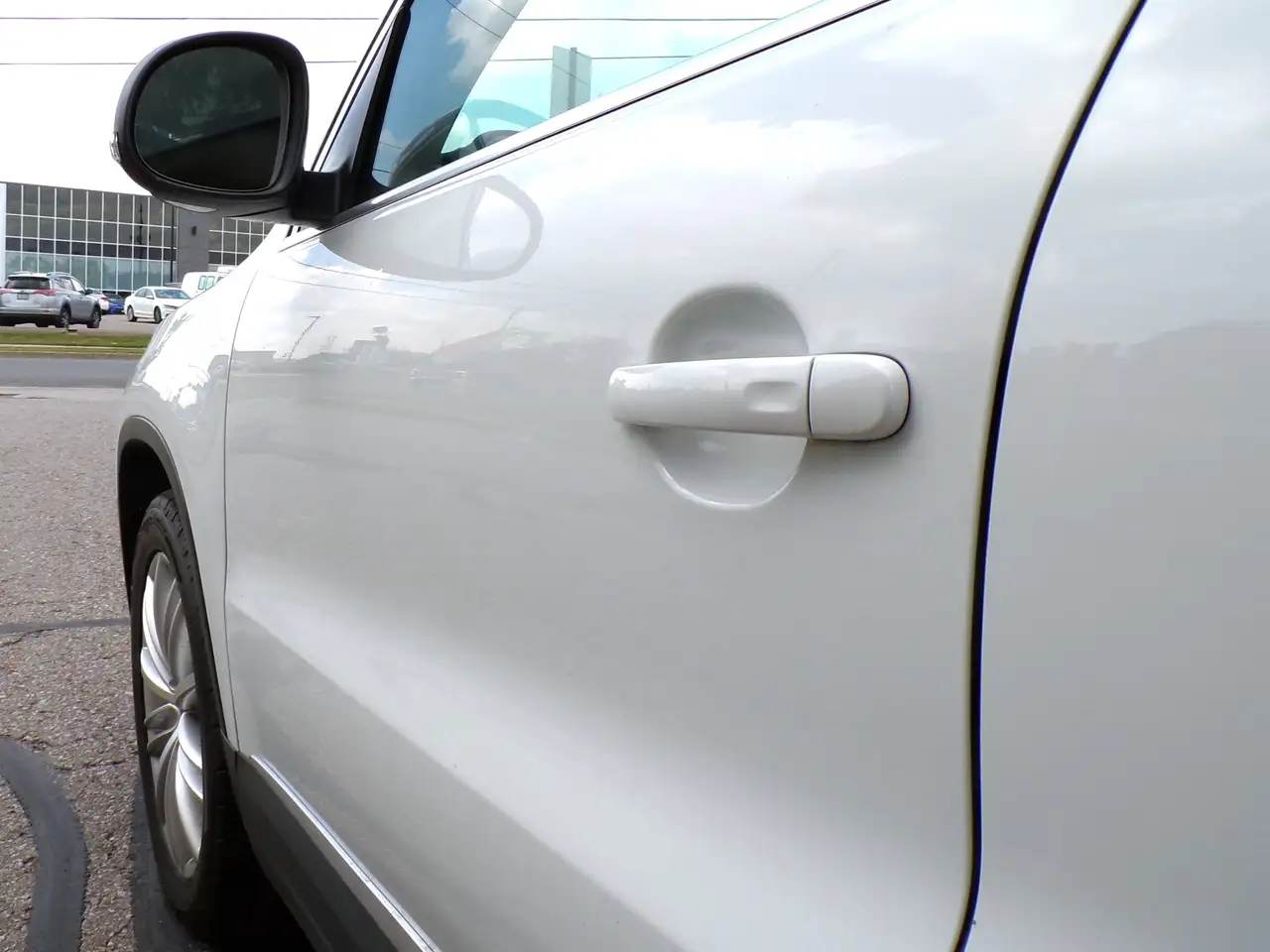 Volkswagen Tiguan снимка Volkswagen Tiguan