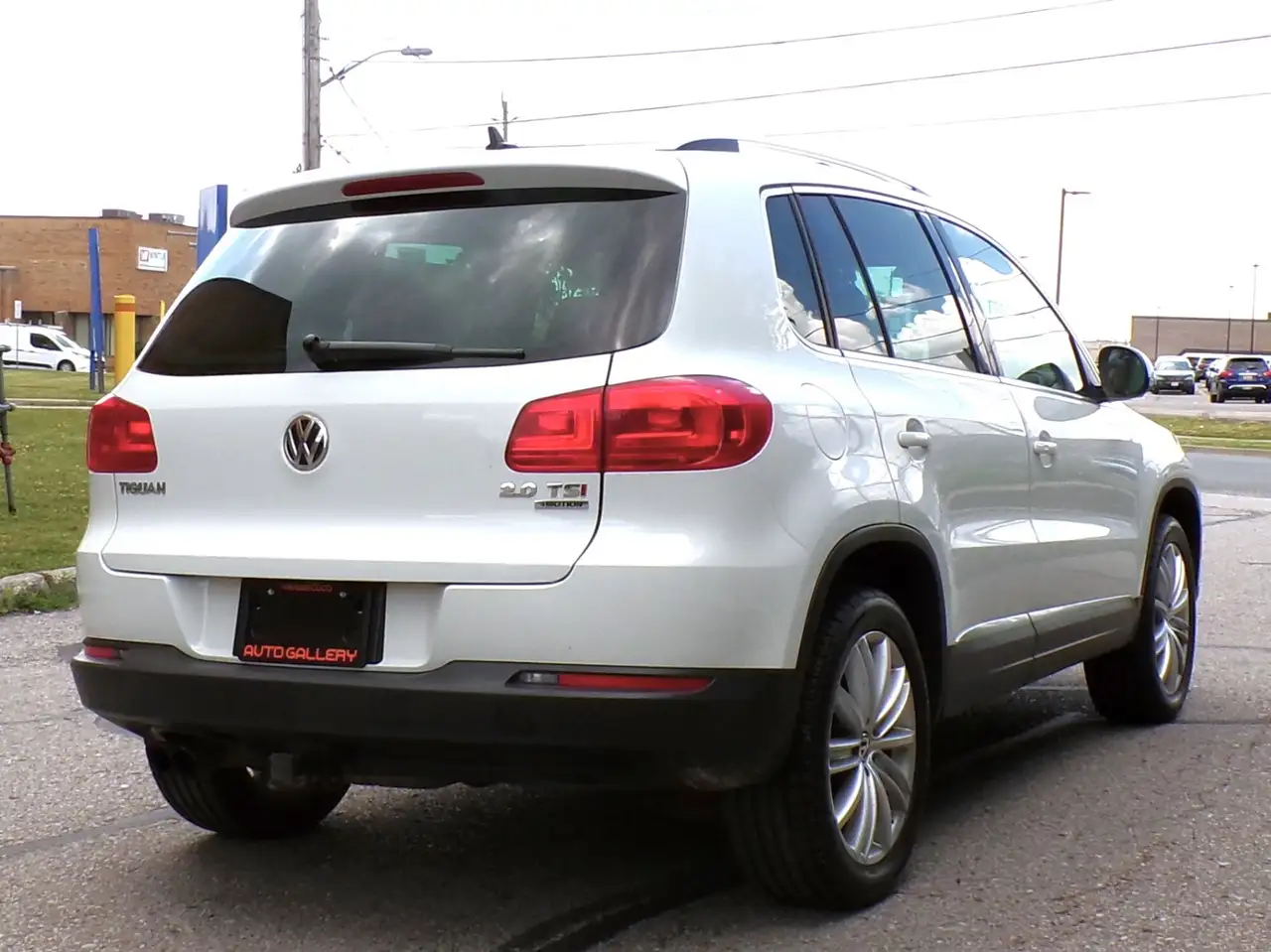Volkswagen Tiguan снимка Volkswagen Tiguan