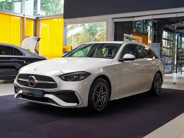 Mercedes-Benz C-Class view 6