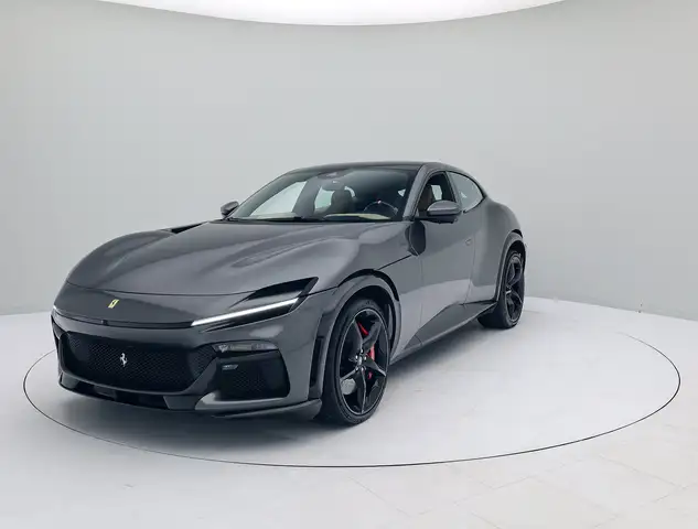 Ferrari Purosangue view 2