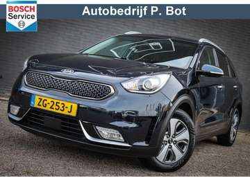 1.6 GDi Hybrid DynamicPlusLine ClimateControl/Navi