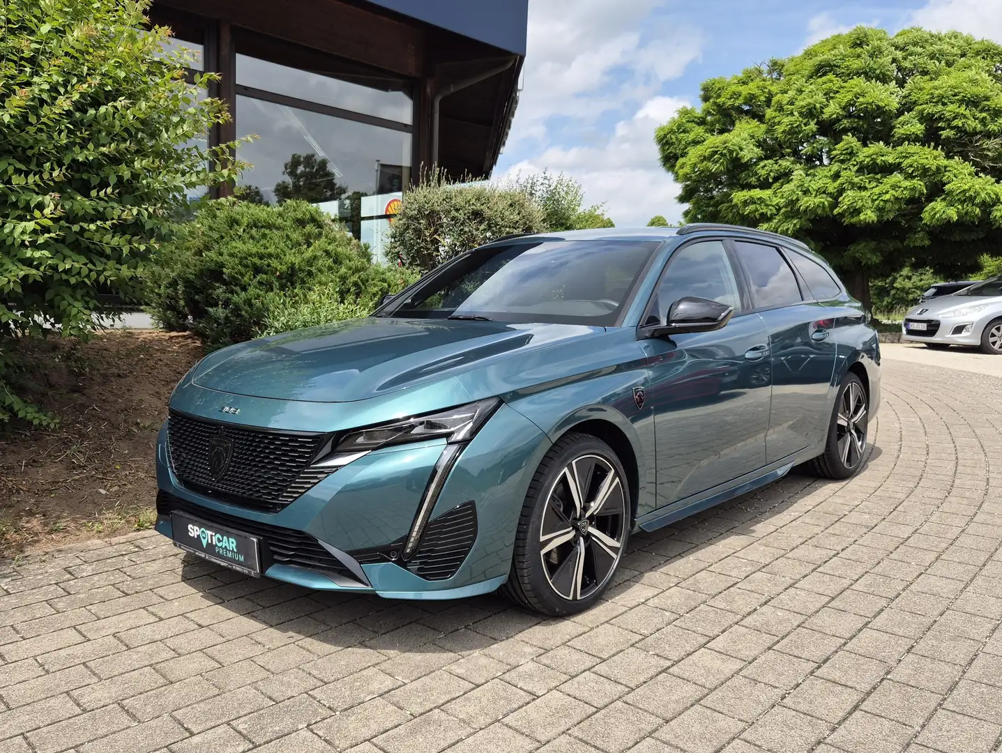 Peugeot 308 SW GT PureTech 130 EAT8 - FOCAL/360°Kamera/18" Bleu - 2