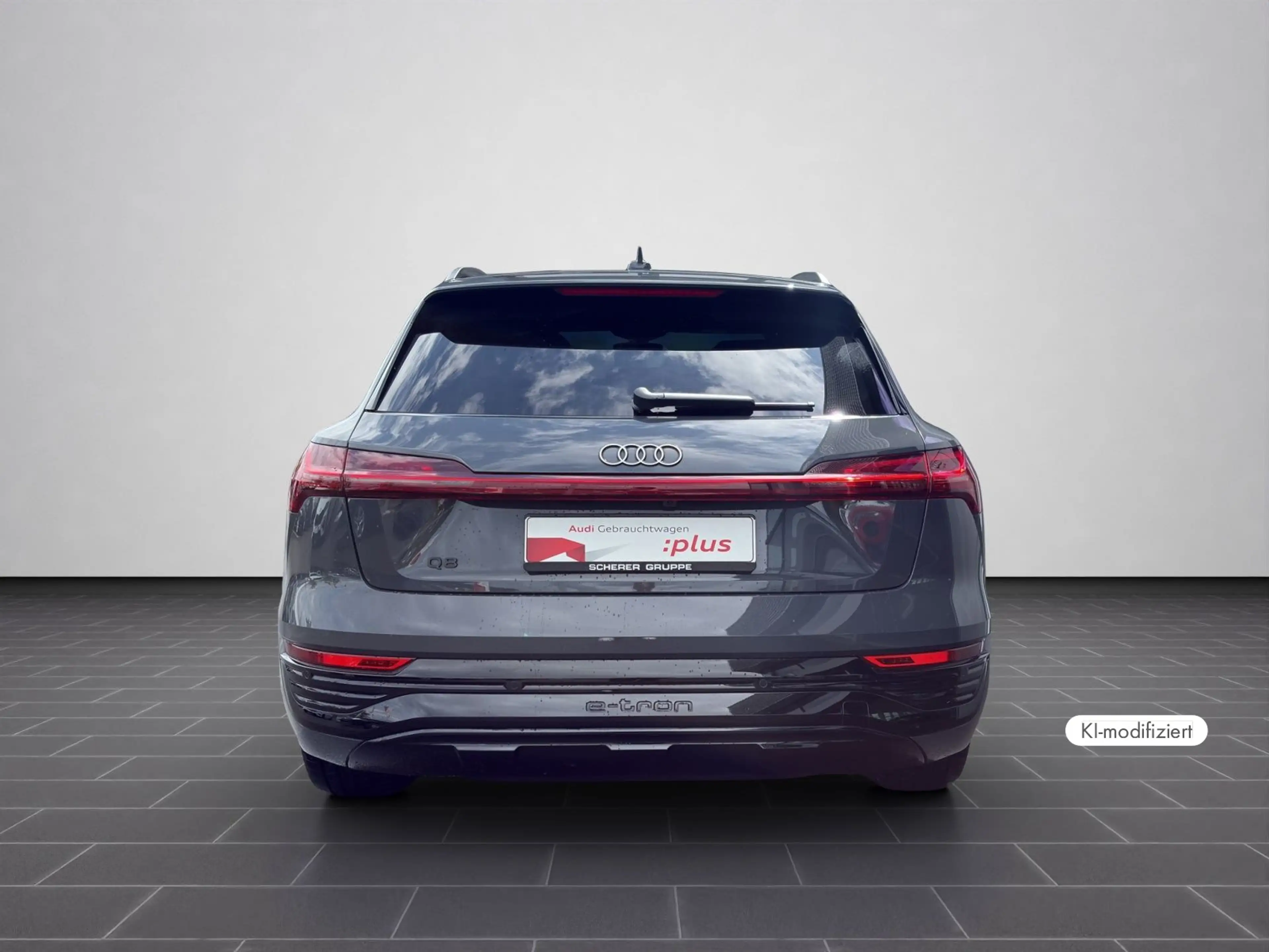 Audi Q8 e-tron Advanced 50 e-tron quattro MATRIX-LED — photo 6
