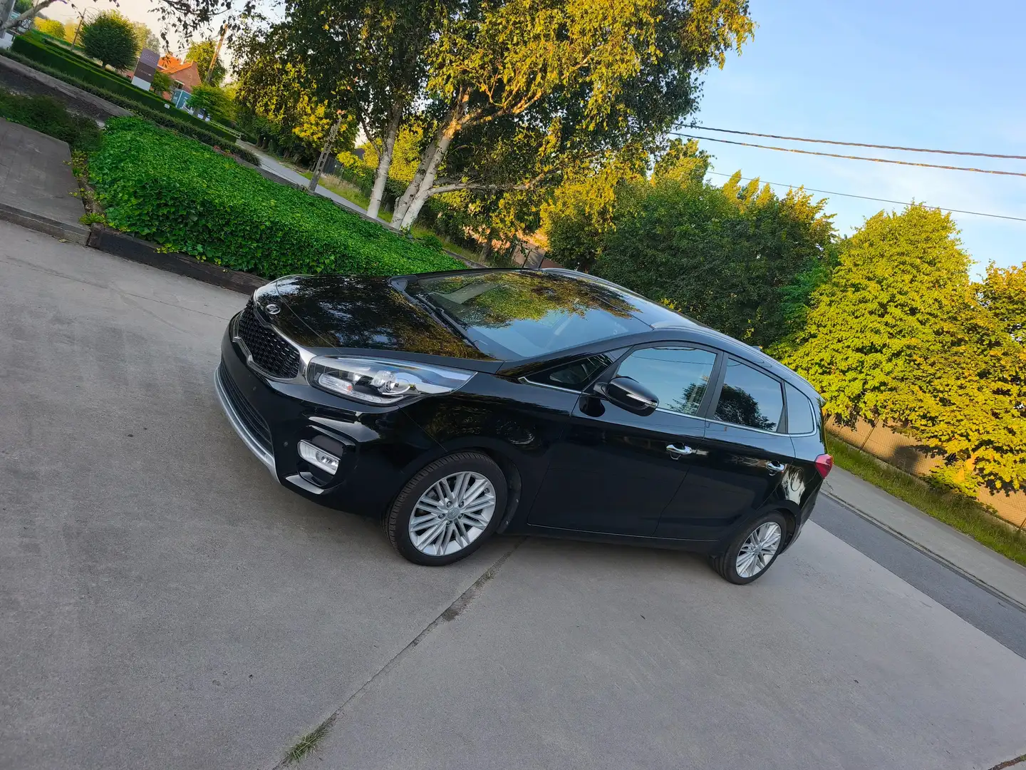 Kia Carens Carens 1.6 GDI 7Plaatsen! Camera/NaviPro/FullOptie - 2