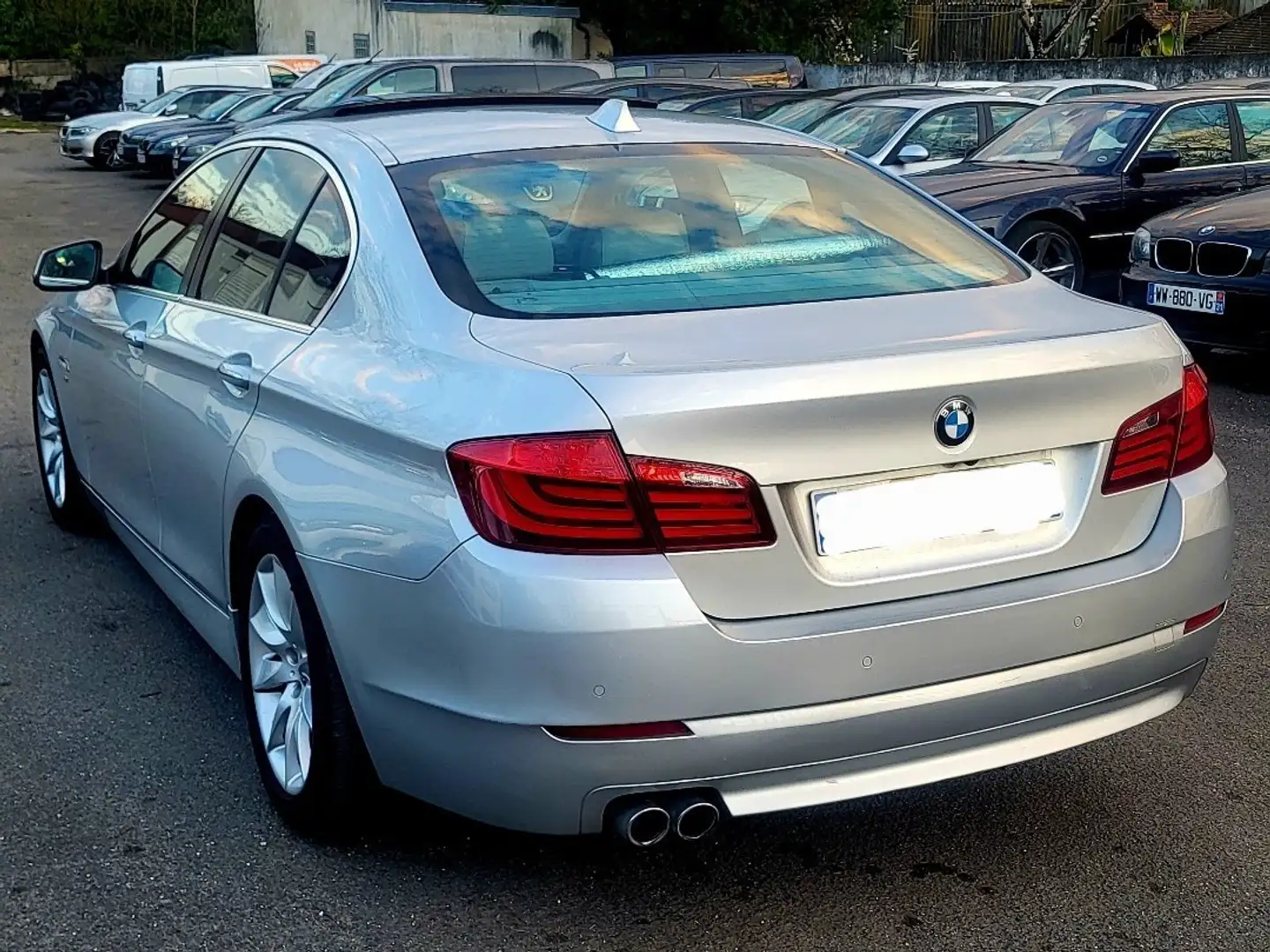 BMW 530 530d 245ch Luxe Gris - 2