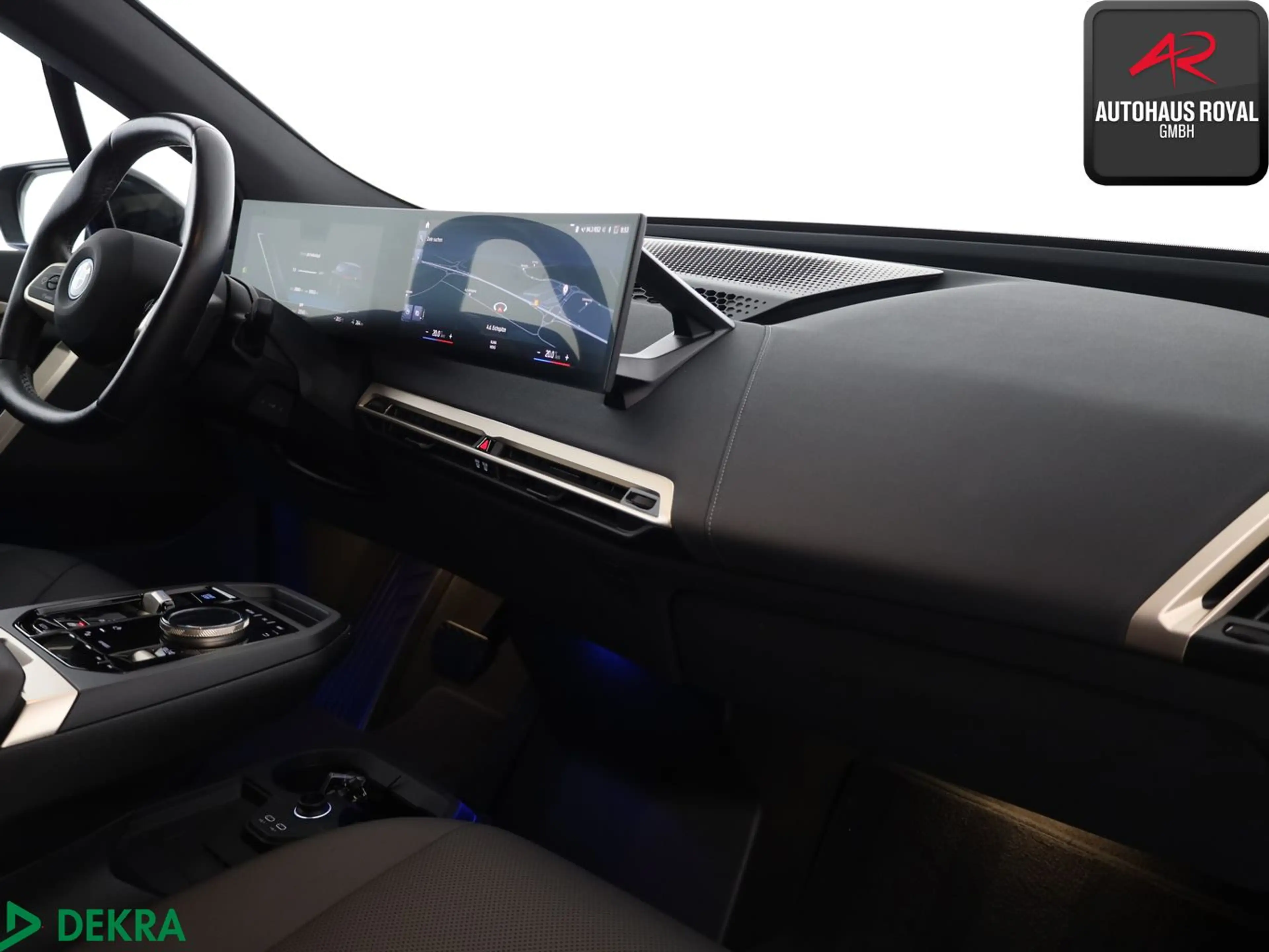 BMW iX xDrive40 SPORT SKYLOUNGE,360°,HUD,AHK,22ZOLL — photo 10