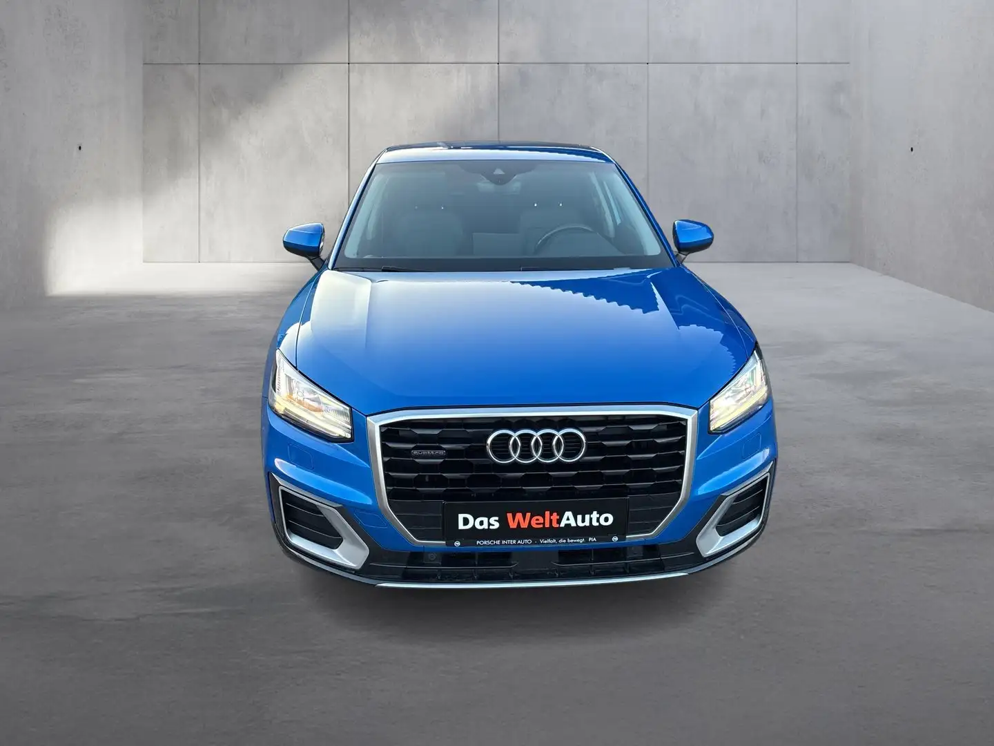 Audi Q2 2.0 TDI quattro Design Blau - 2