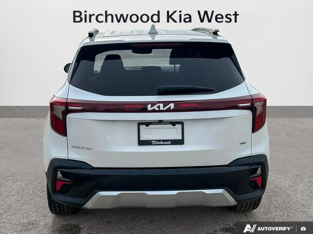 Kia Seltos снимка Kia Seltos