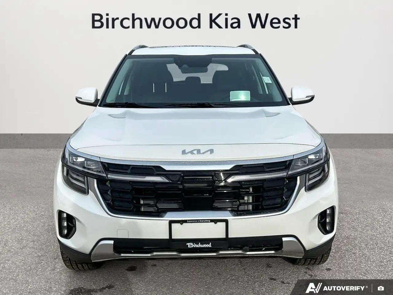 Kia Seltos снимка Kia Seltos