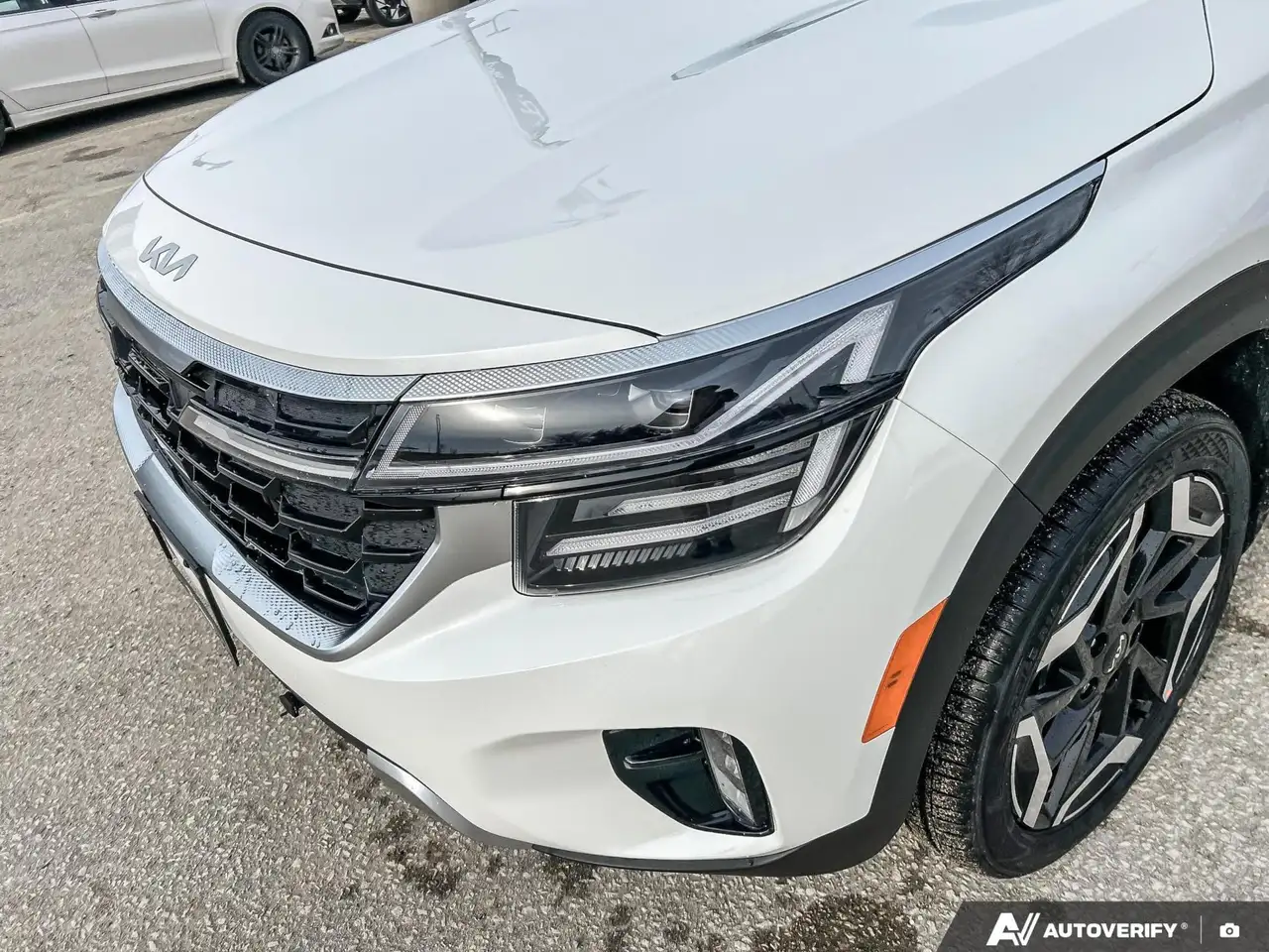 Kia Seltos снимка Kia Seltos