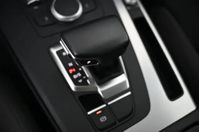 Audi Q5 view 29