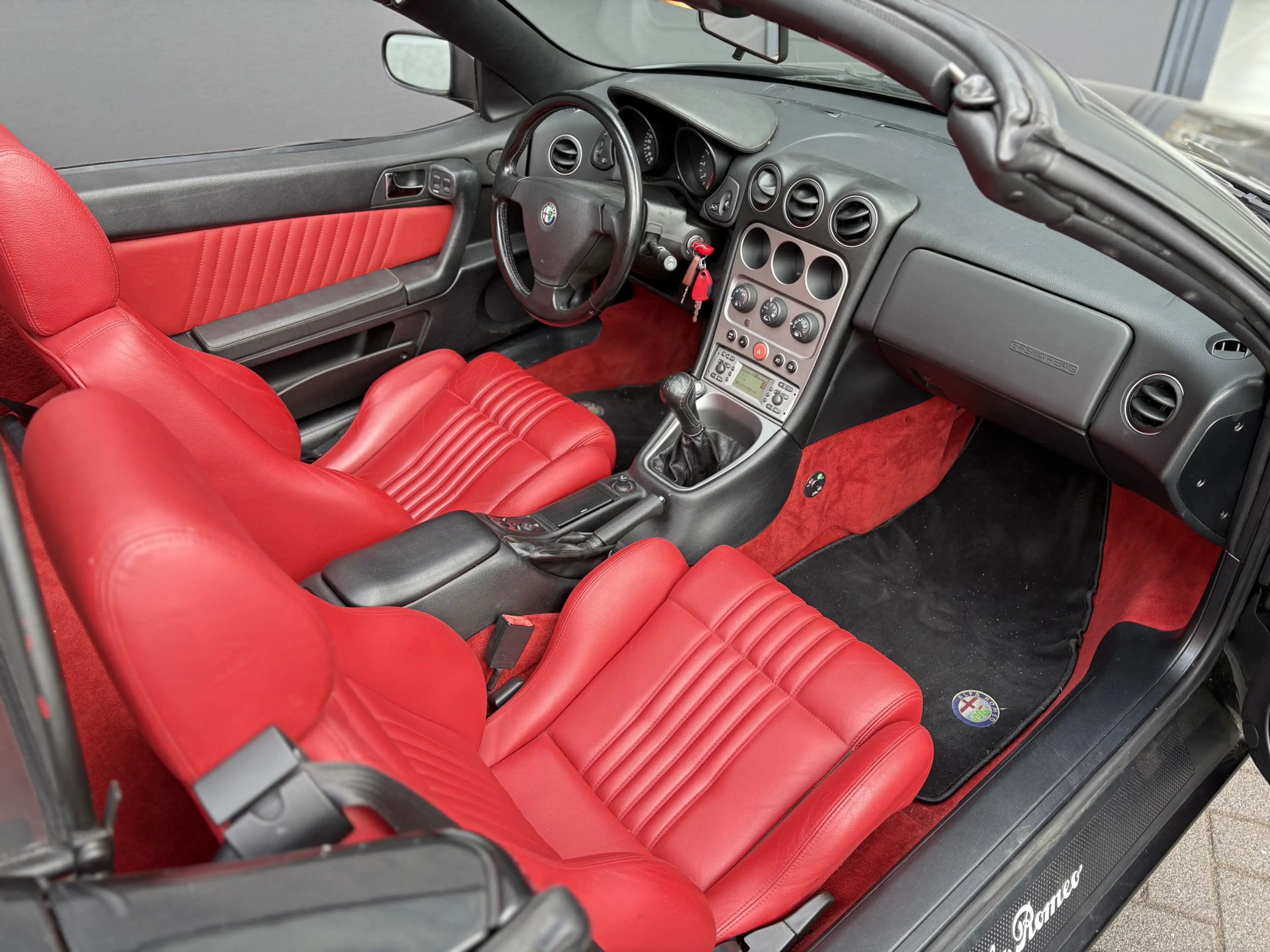 Alfa Romeo Spider 2.0 JTS Turismo Airco - Cd-wisselaar - Centrale ve — photo 11