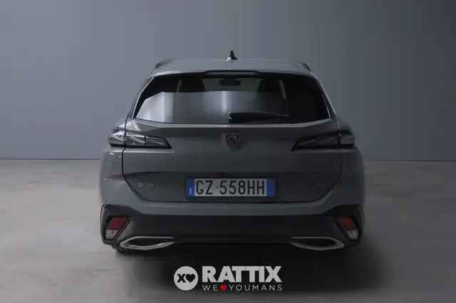 Peugeot 308 view 6