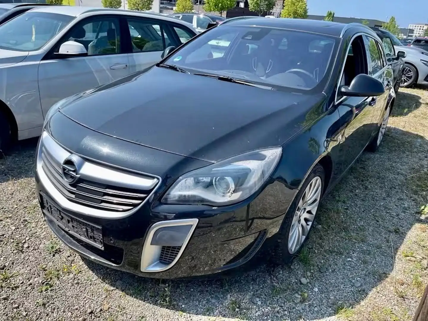 Opel Insignia A Sports Tourer 2.8 V6 Turbo OPC 4x4 Noir - 1