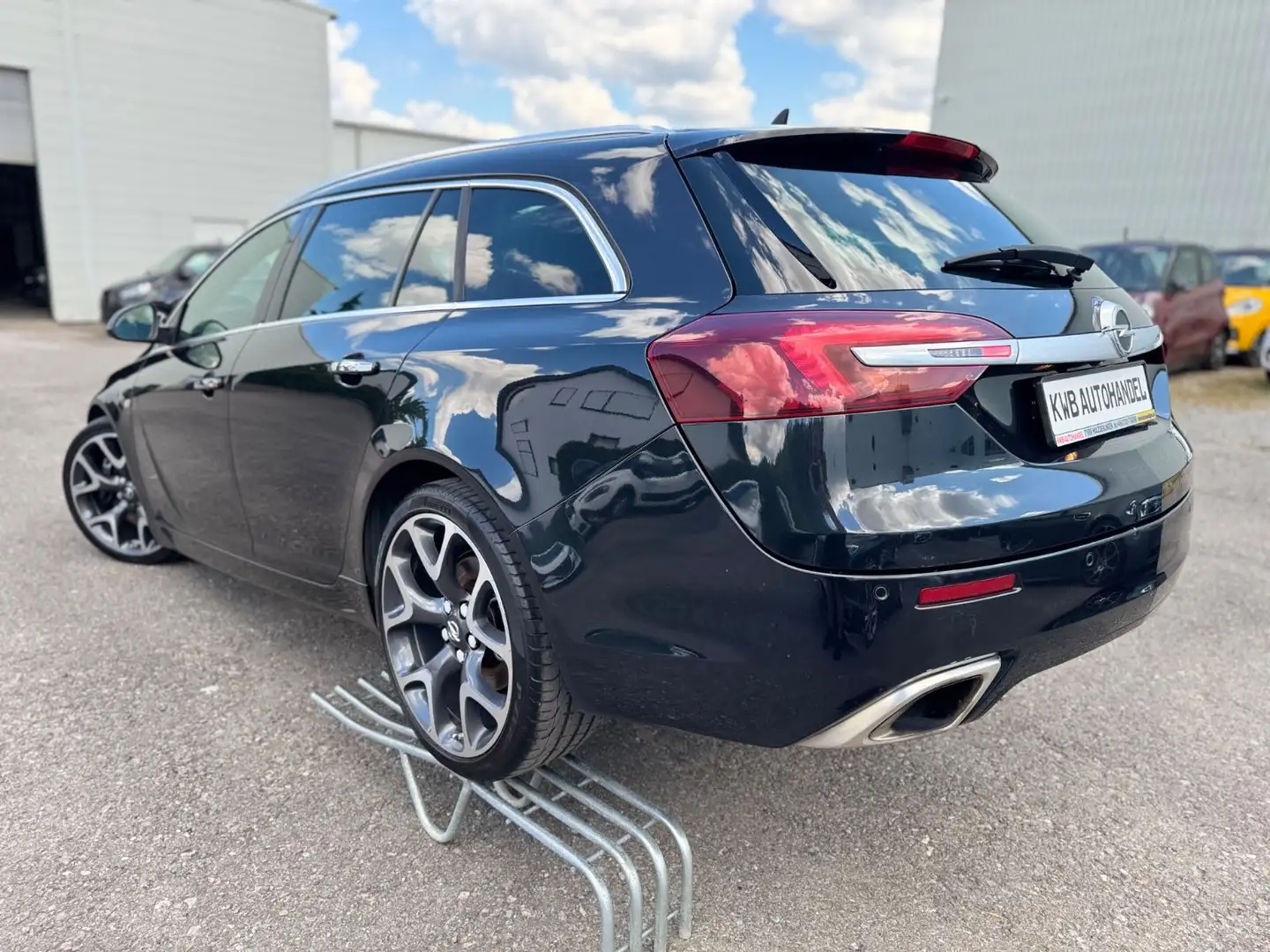 Opel Insignia A Sports Tourer 2.8 V6 Turbo OPC 4x4 Schwarz - 2