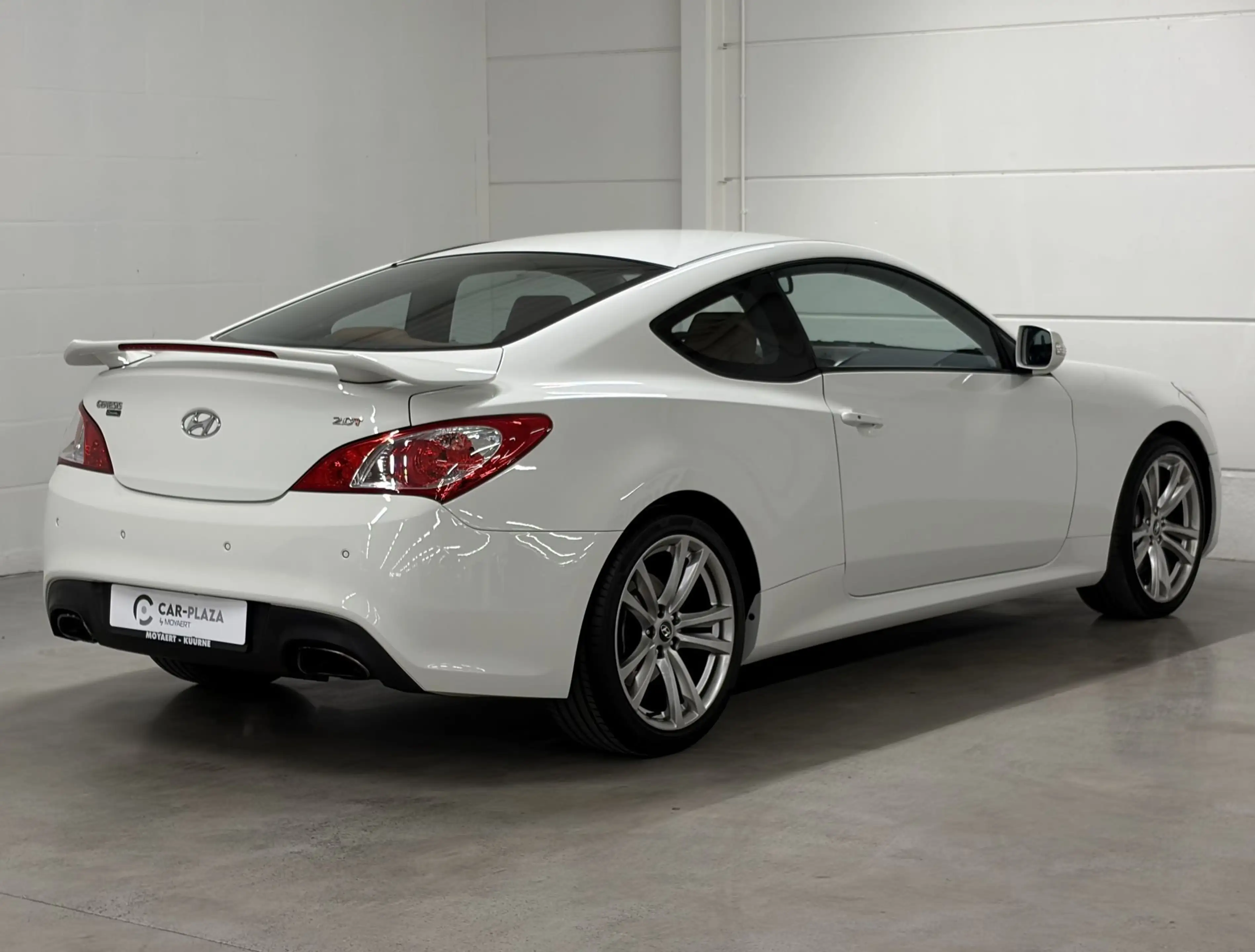 Hyundai Genesis Genesis Coupé T-GDI 2.0 — photo 3