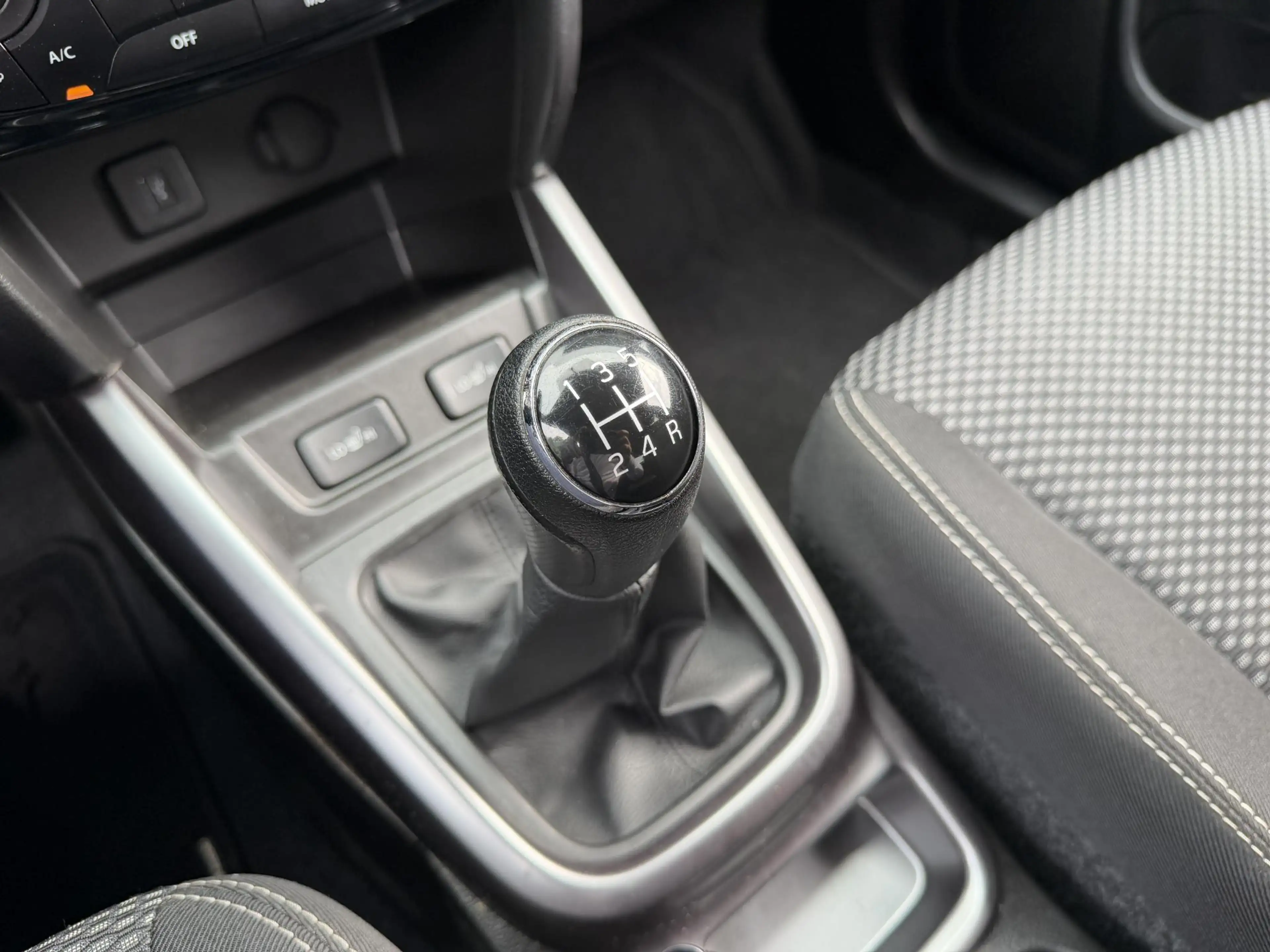 Suzuki Vitara 1.0 Boosterjet Select 112PK | Cruise Control | Ach — photo 22