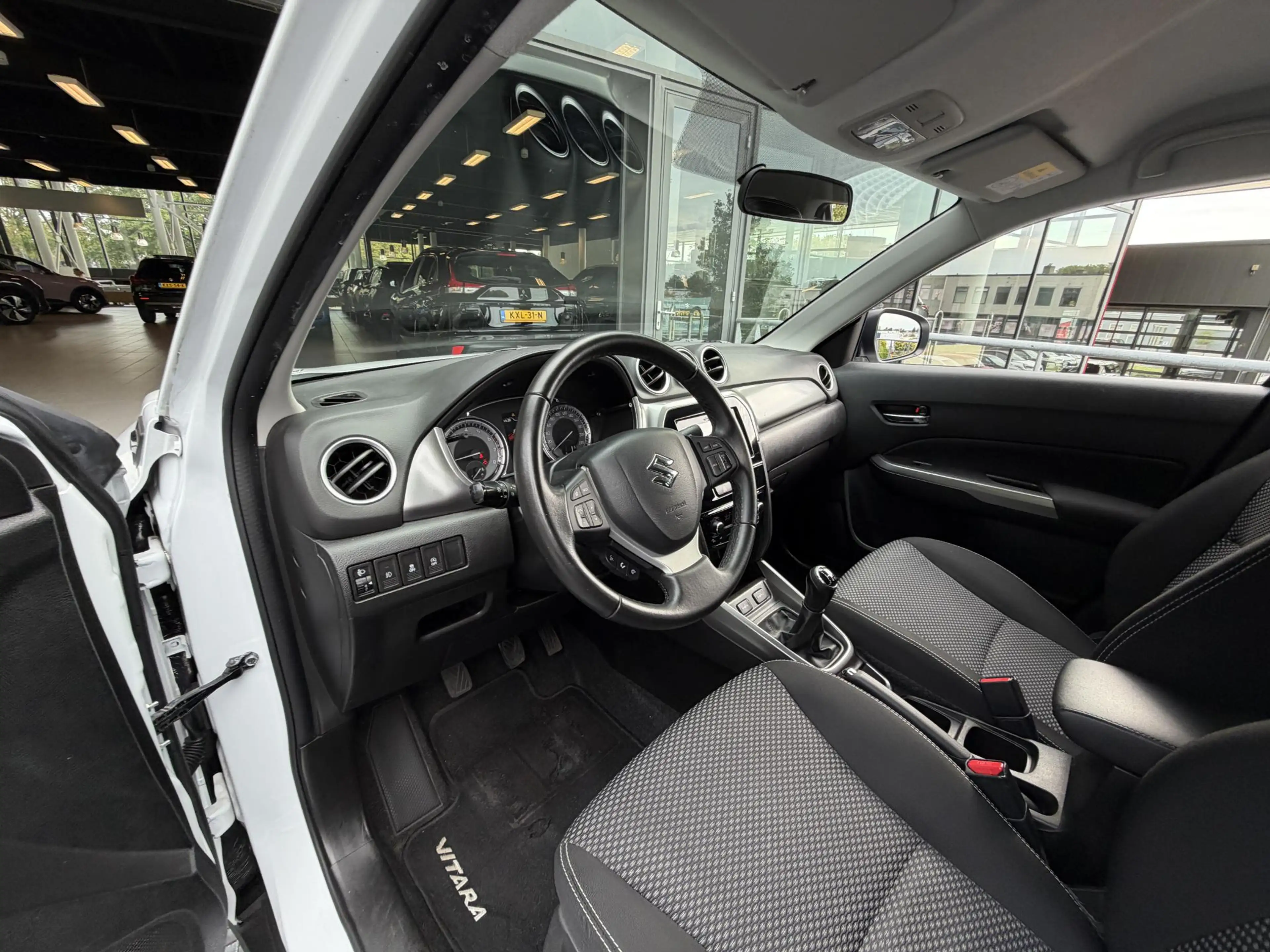 Suzuki Vitara 1.0 Boosterjet Select 112PK | Cruise Control | Ach — photo 23