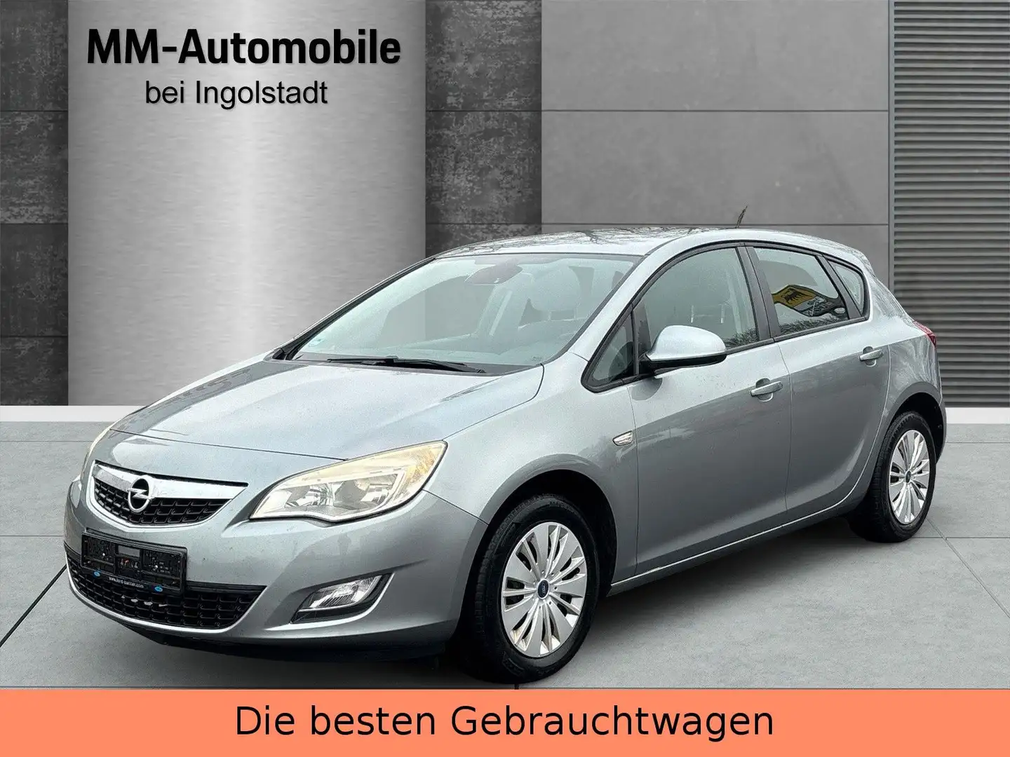Opel Astra J Lim. 5-trg. Edition-TÜV NEU-SCHECKHEFT Argent - 1