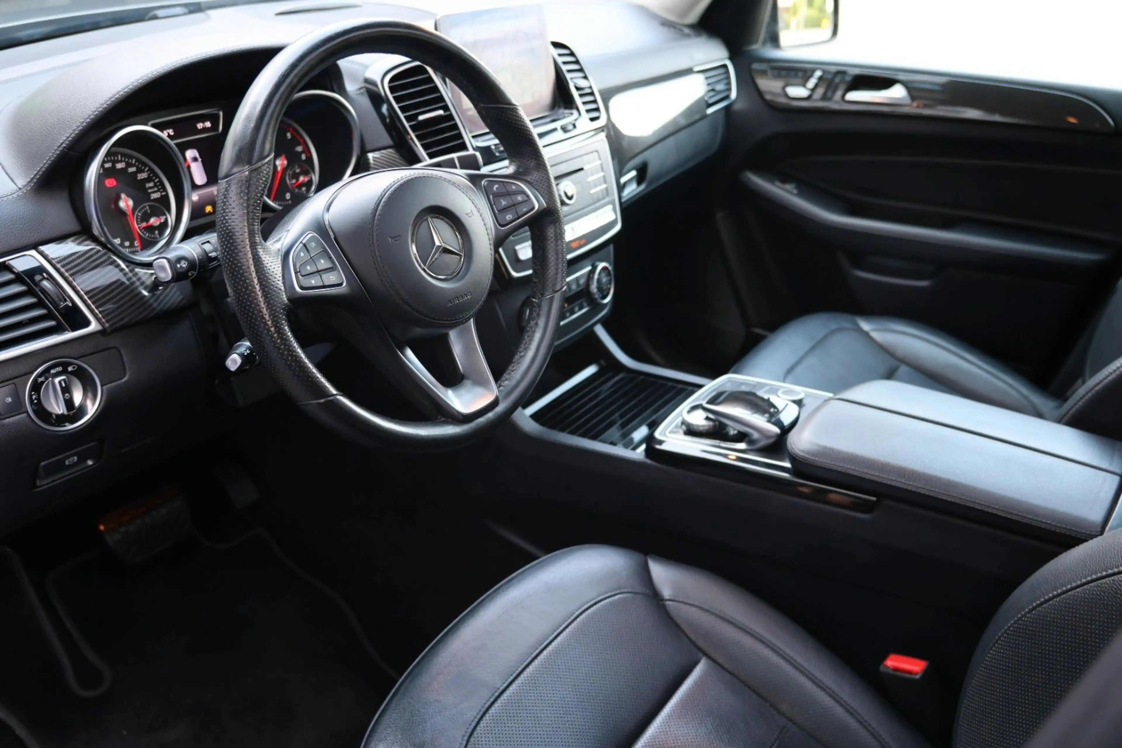 Mercedes-Benz GLS 350 d 4M AMG Pano Standheiz.1Hand Mwst — photo 11
