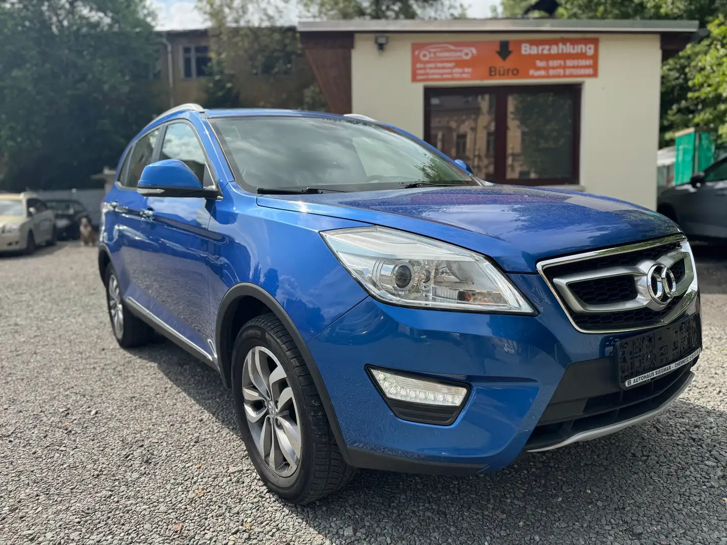 BAIC Senova X65 Blau - 1