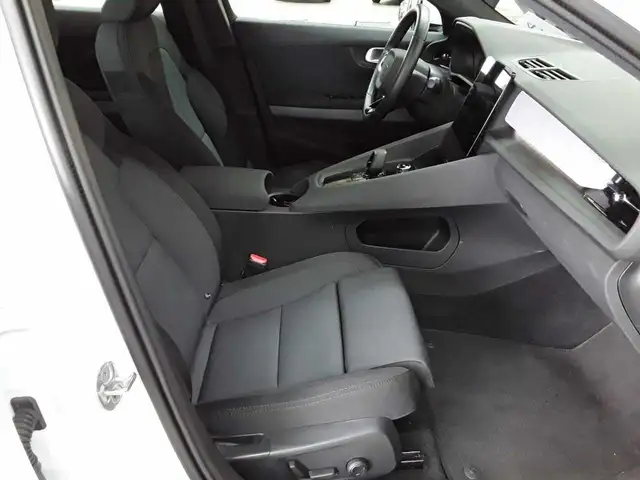 Polestar 2 view 8