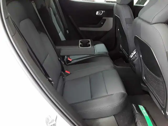 Polestar 2 view 14