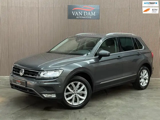 Volkswagen Tiguan 2.0 TSI 4Motion Highline 2017 DSG KEYLESS NAVI CAR
