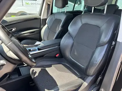 Annonce voiture d'occasion Renault Espace - CARADIZE