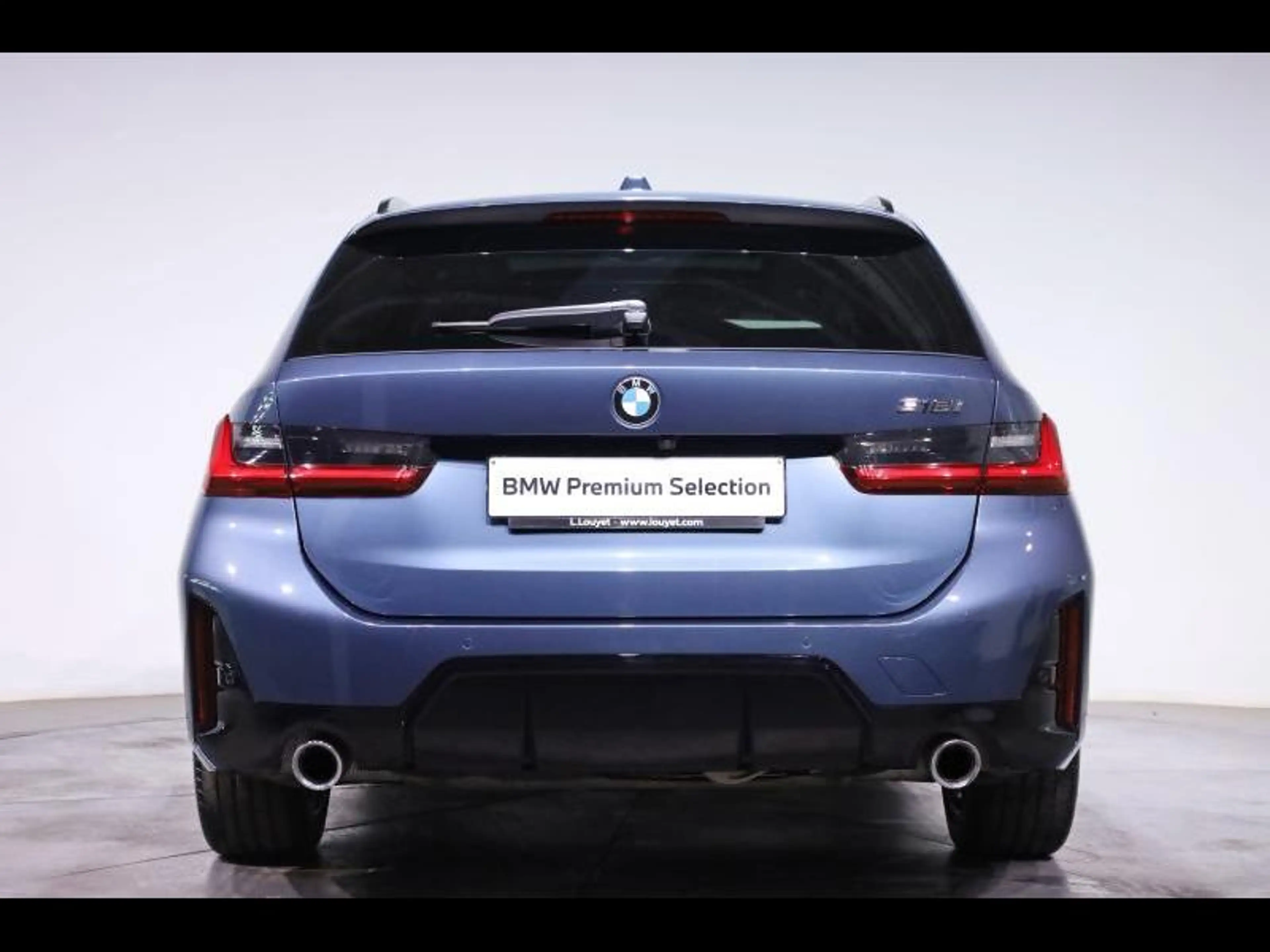 BMW 318 i Touring Kit M Sport — photo 4