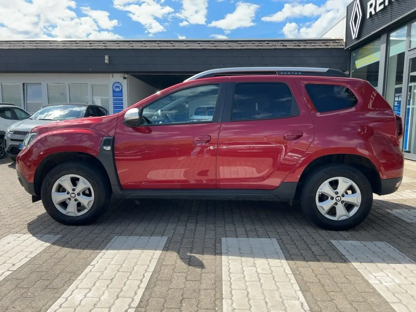 Dacia Duster 1.3 Urban TCe 130 Navi,Klima,SHZ,AHK Rood - 2