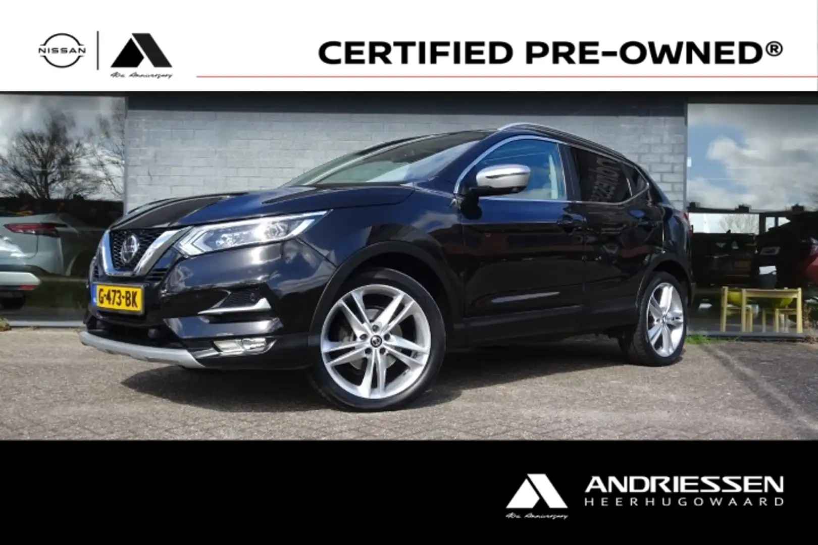 Nissan Qashqai 1.3 DIG-T 140pk N-Motion [Trekhaak + Full LED] Zwart - 1