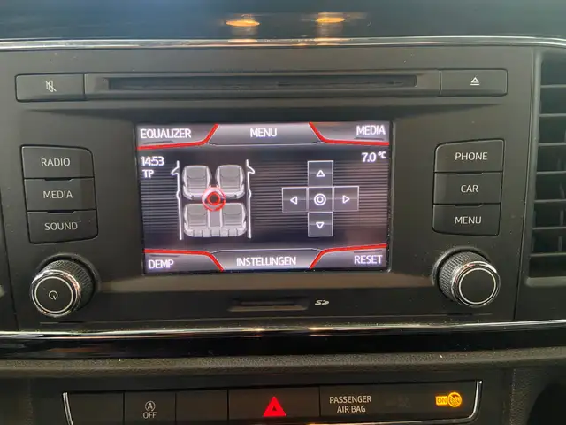 Seat Leon Leon view 16