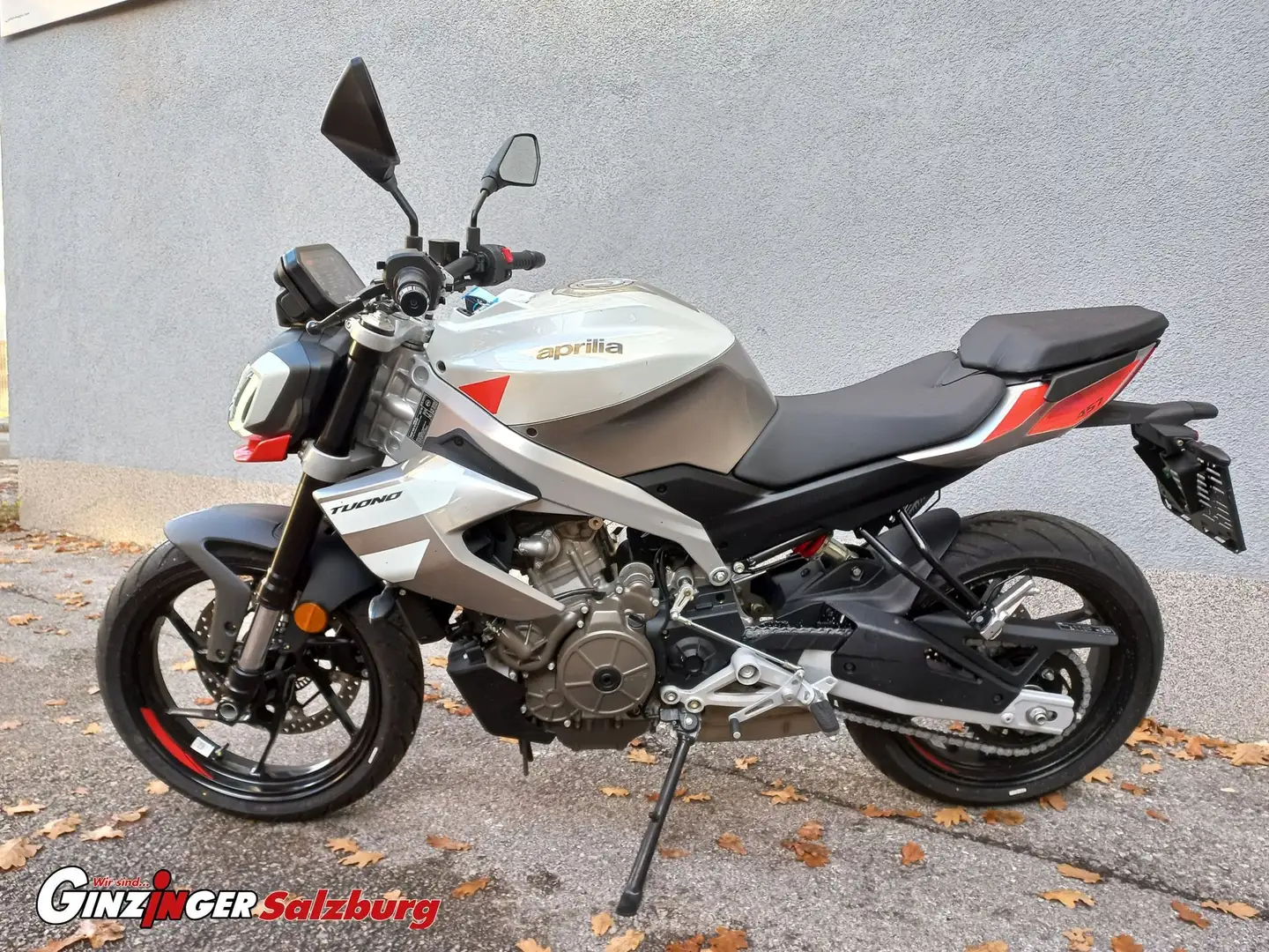 Aprilia Tuono Vorführer 2025 ohne Anmeldung Blanco - 2