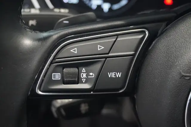 Audi A4 Avant view 12