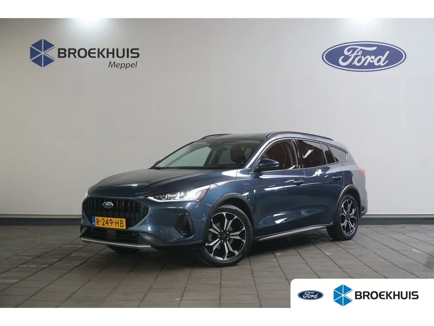 Ford Focus Wagon 1.0 EcoBoost Hybrid Active X Blauw - 1