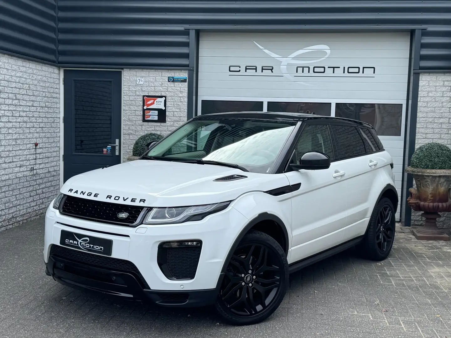 Land Rover Range Rover Evoque SI4 HSE | Dynamic | Facelift | Black Pack Blanc - 1