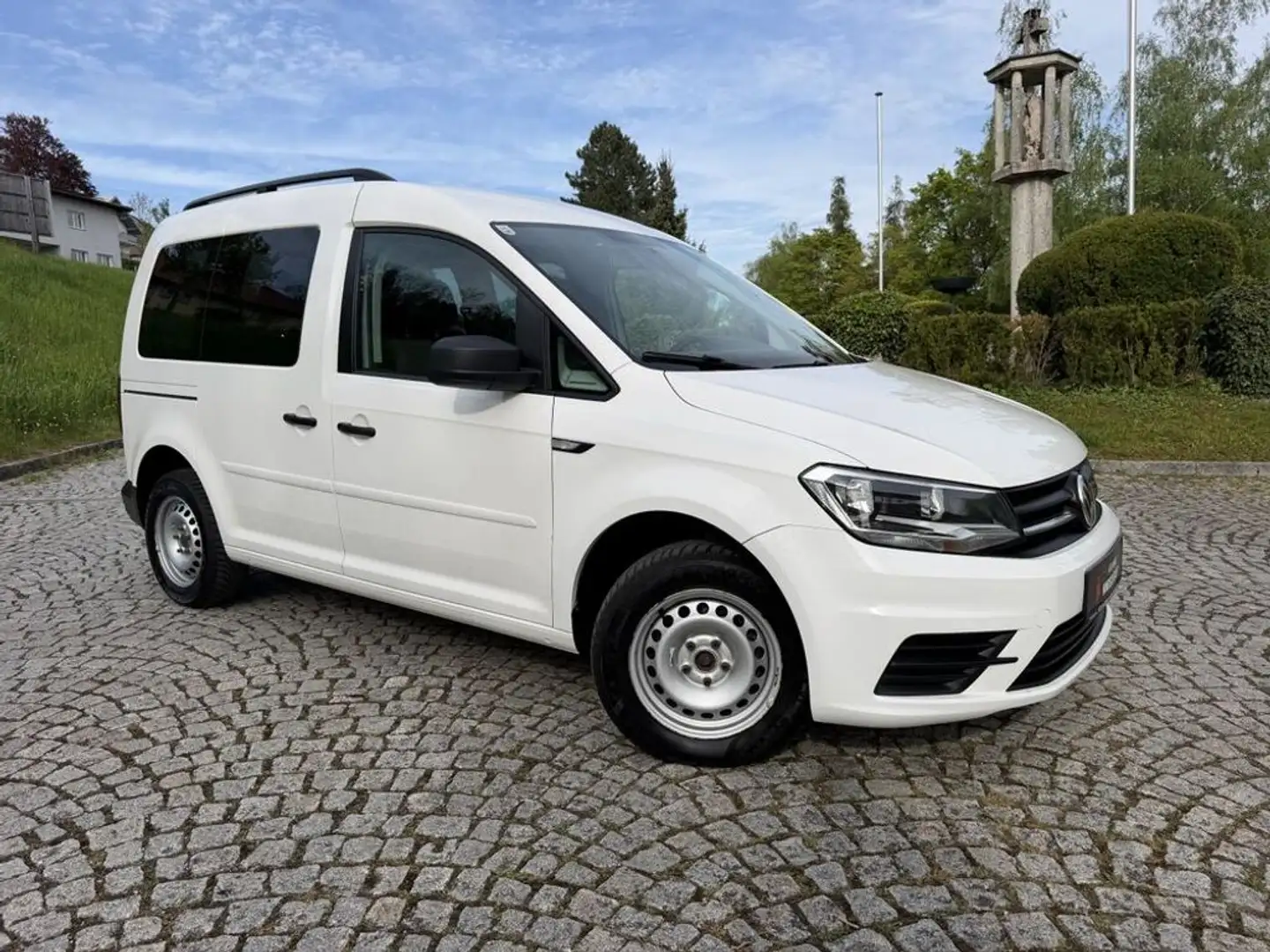 Volkswagen Caddy Family BMT KLIMA TEMPOMAT R-KAM Weiß - 2