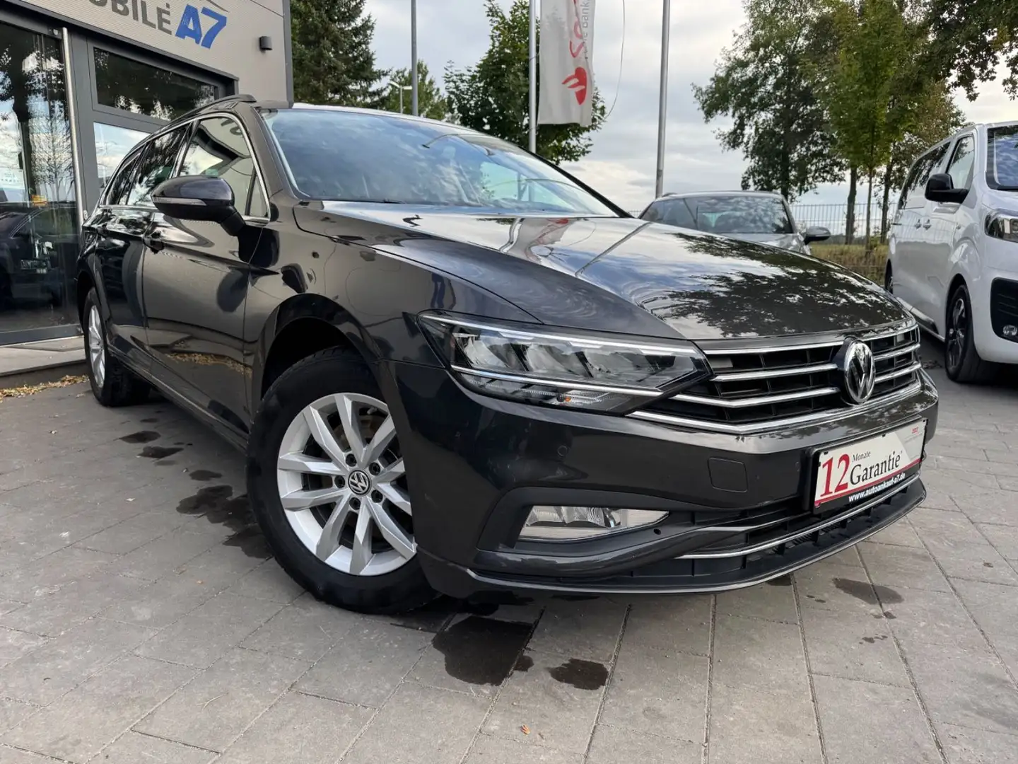 Volkswagen Passat Variant Business - 1