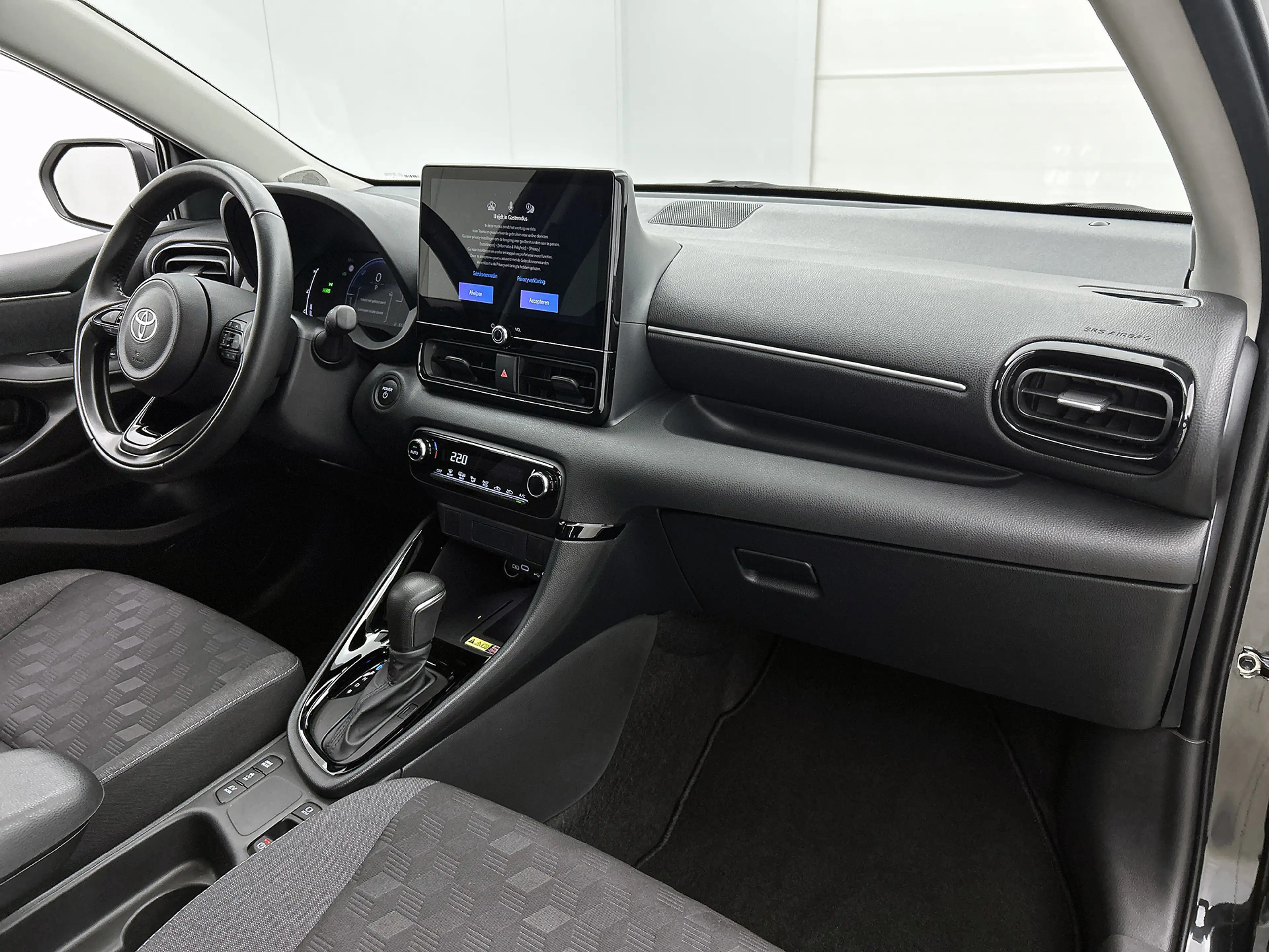 Toyota Yaris 1.5 Hybrid 115 Dynamic | NL-Auto | Apple Carplay-A — photo 6