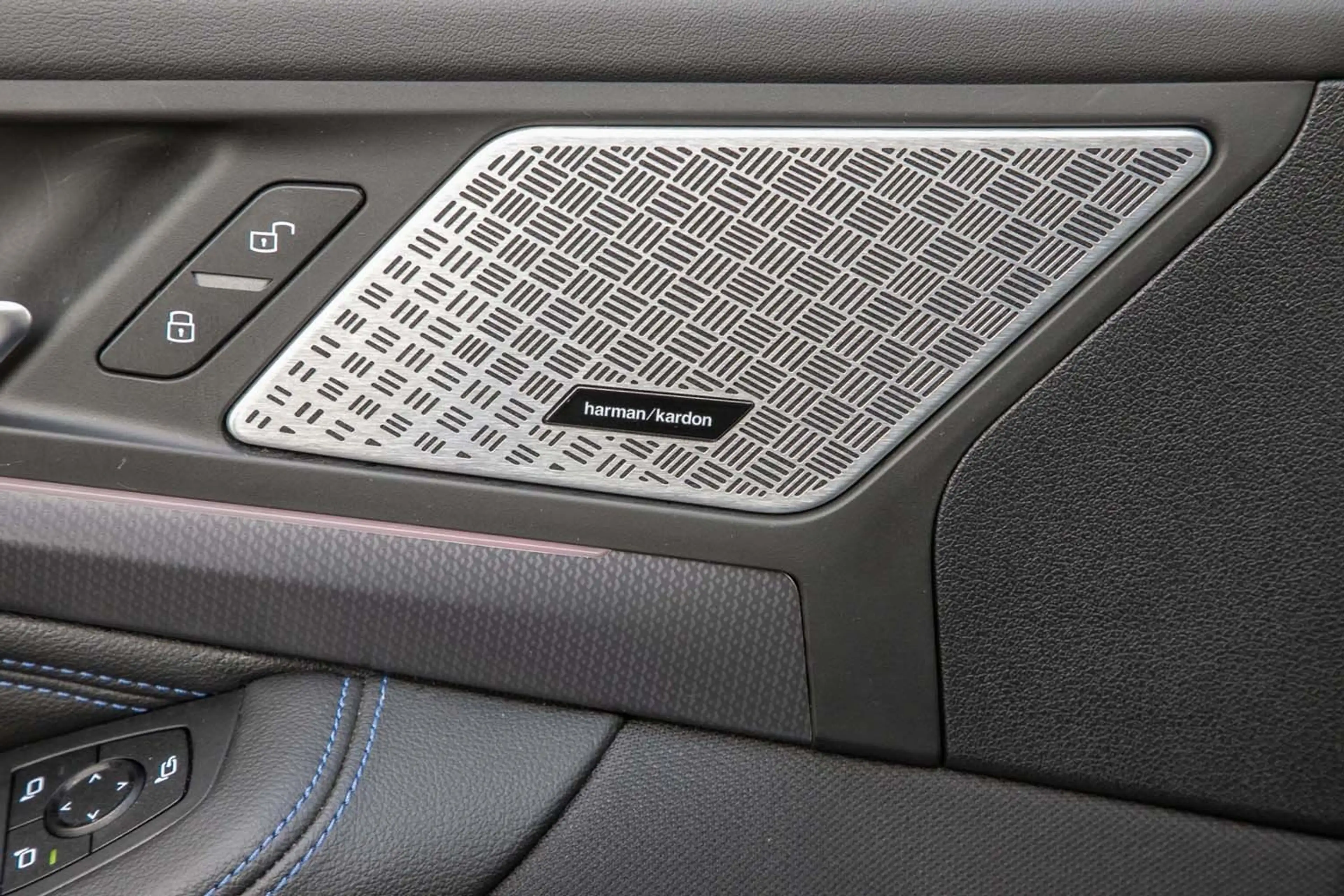 BMW 223 i Active Tourer M Sportpaket HeadUp HiFi 360° — photo 12