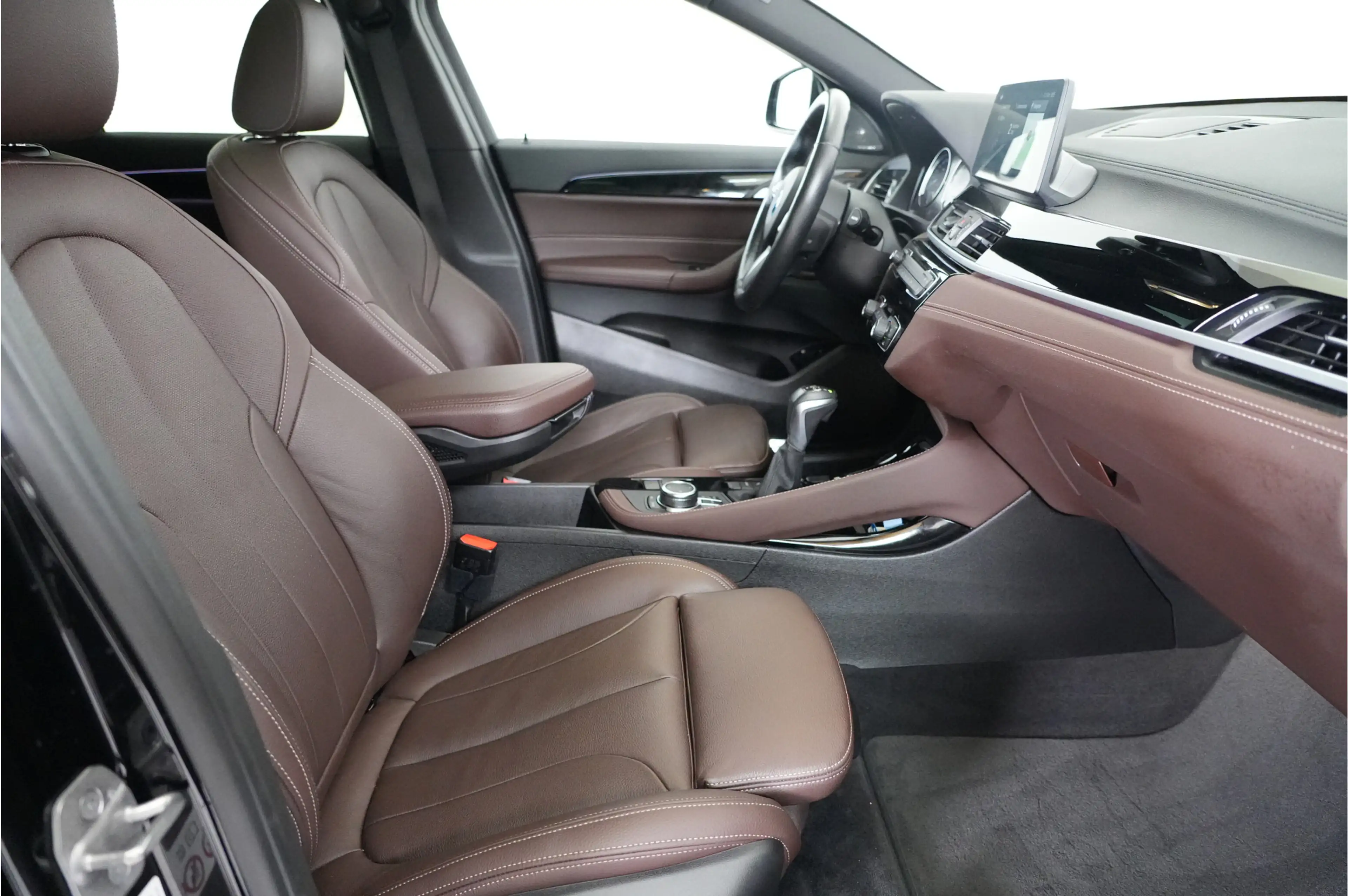 BMW X2 xDrive25e PHEV 220 pk | SOH 93% | M Sport | — photo 19