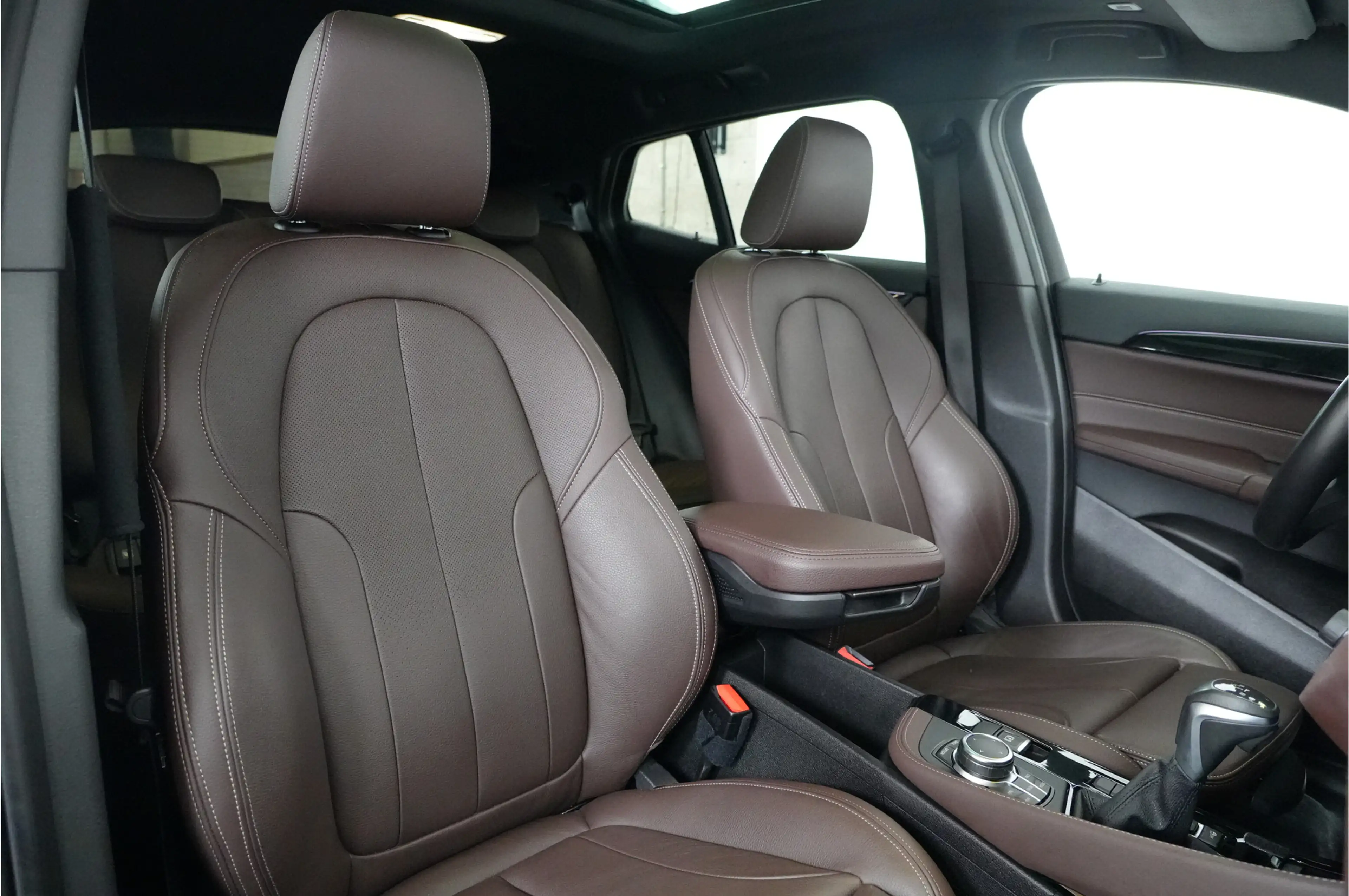 BMW X2 xDrive25e PHEV 220 pk | SOH 93% | M Sport | — photo 16