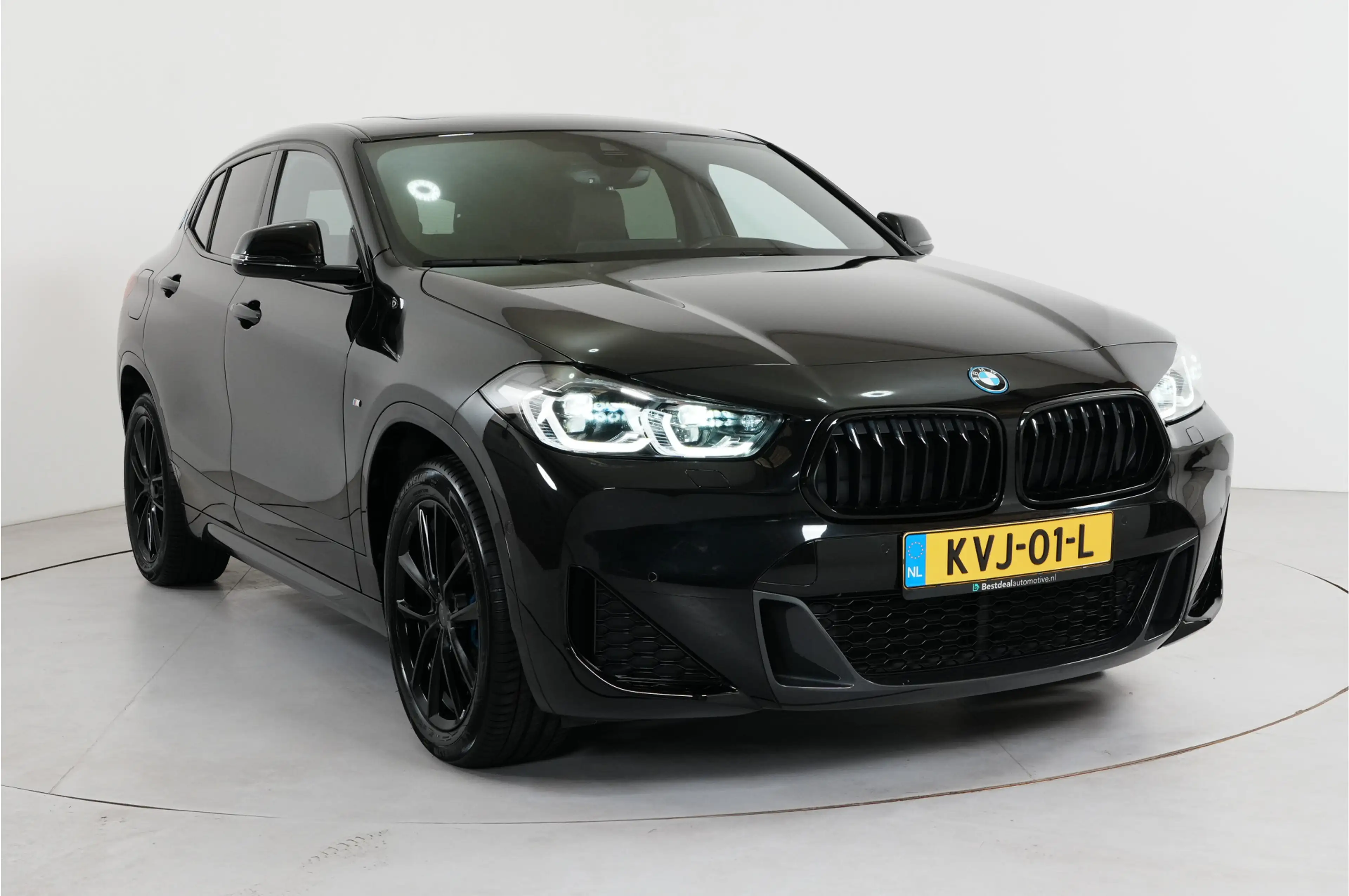 BMW X2 xDrive25e PHEV 220 pk | SOH 93% | M Sport | — photo 3