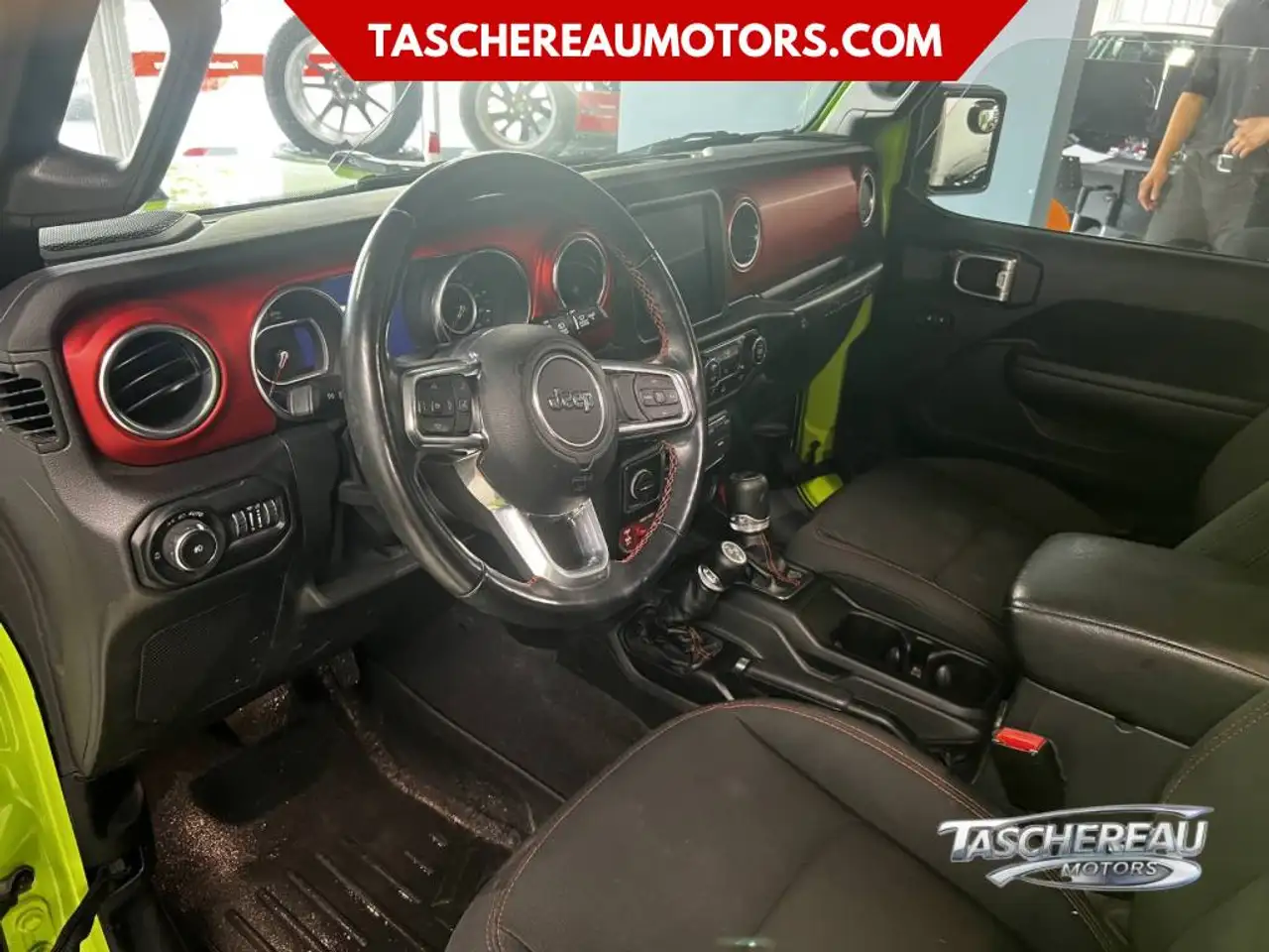 Jeep Wrangler снимка Jeep Wrangler