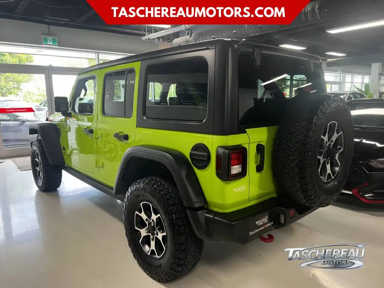 Jeep Wrangler снимка Jeep Wrangler